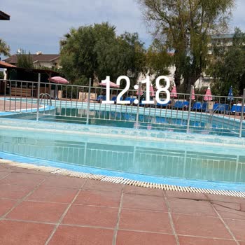 İki Buçuk Saat Bekleme, Kirli Ortam Ve Söz Verilen Hizmetlerin Yokluğu