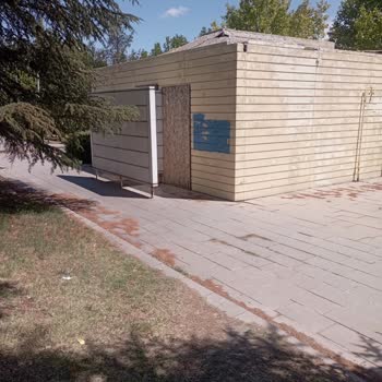Göksu Parkta Artan Kapalı Lavabo Sayısı Ücret Ödememize Karşı Hizmet Yok