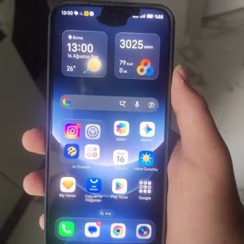 Honor Magic 8 Lite Ekran Sıvısı Düşüşte Akıyor, Ücretsiz Değişim Talebi