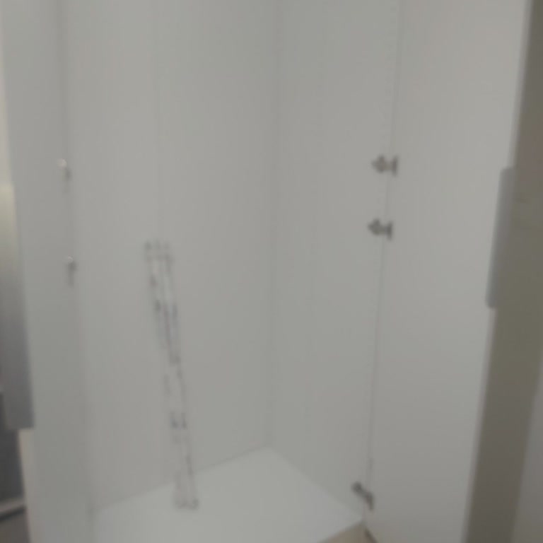 IKEA'dan Eksik Raf, Çözüm Yok