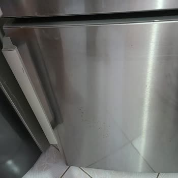 Garanti Kapsamında Paslanan Buzdolabı Kapakları Ücretsiz Değiştirilmeli