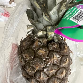 Migros Şubesinden Gelen Bozuk Ananas Ve Cevapsız Müşteri Hizmetleri