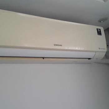 Samsung Duvar Tipi Klimanın Dış Kasasının Sararması Ve Garanti Talebi