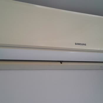 Samsung Duvar Tipi Klimanın Dış Kasasının Sararması Ve Garanti Talebi