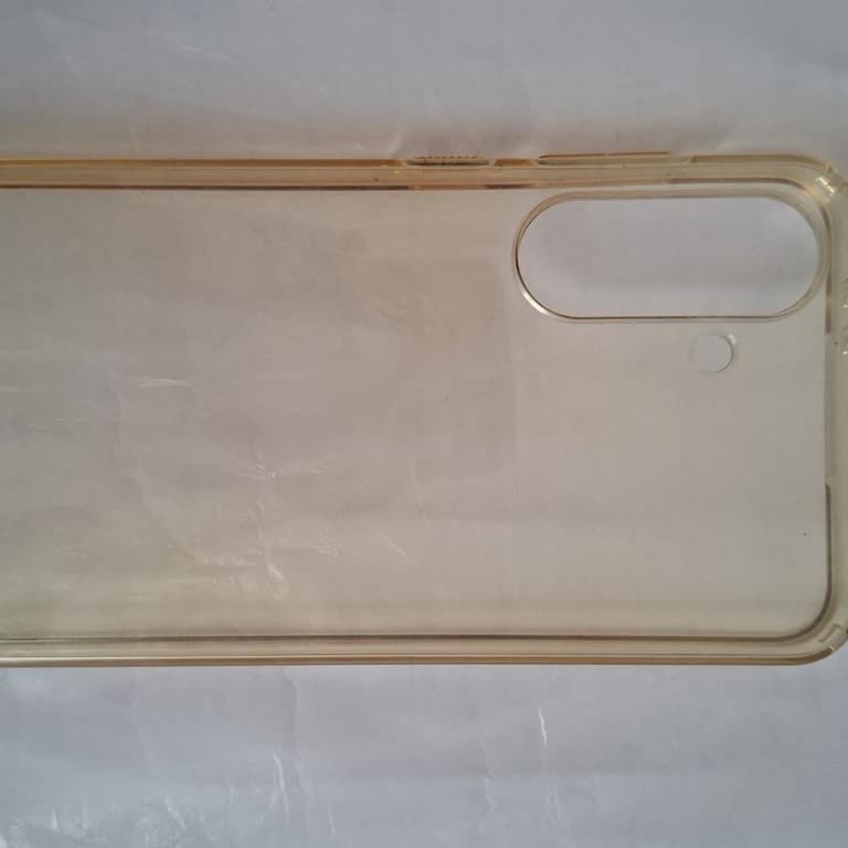 Spigen Şeffaf Telefon Kılıfının Hızlı Sararması Ve Değişim Talebi