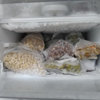 Garanti Süreli Derin Dondurucumda Aşırı Karlanma Ve Servis İhmali