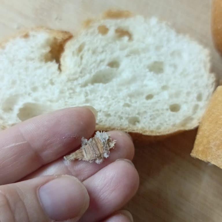 Yunus Market Mamak Şubesinde Ekmekte Ahşap Parça Çıktı Ve Sağlık Riski
