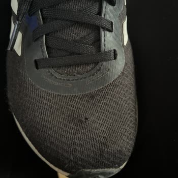 Adidas Runfalcon 3.0 Ayakkabı Kısa Sürede Yırtıldı Ve Değişim Talebi