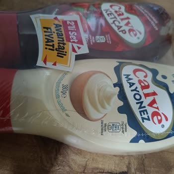 Hijyen Sorunu: Saçlı Ketçap Ve Mayonez Seti