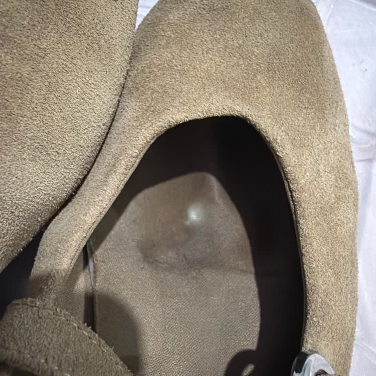Bershka Mağazasından Alınan Süet Babette Erken Yırtılma Ve Küflenme