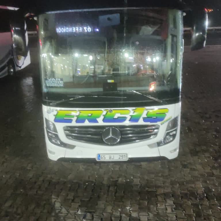 Erzurum Yolunda Otobüs Arızası Ve 5 Saatlik Bekleme Süreci Mağduriyet Yaratıyor