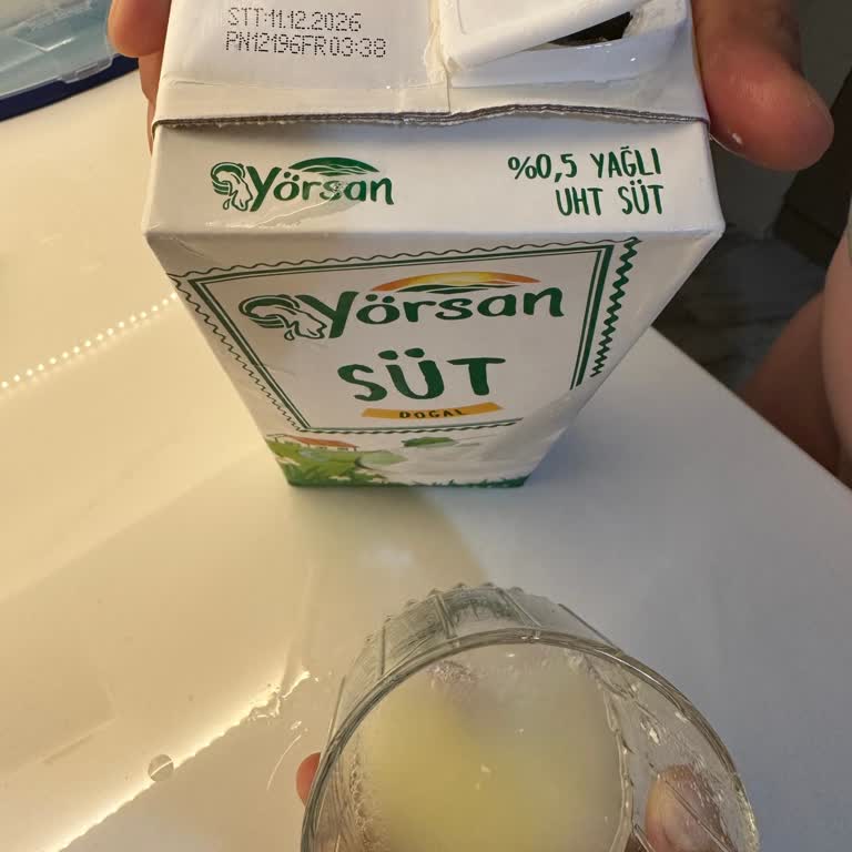 Yörsan Sütünde Yoğun Pis Koku Ve Sulu İçerik