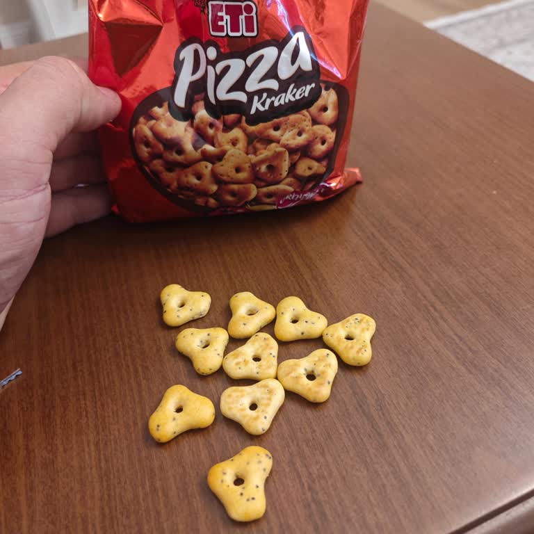Eti Pizza Krakerinde Pişmemiş Ürün Ve Sağlık Endişesi