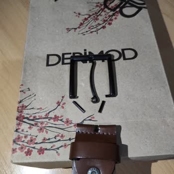 Derimod Deri Kemerin Tokası Üçüncü Kullanımda Kırıldı