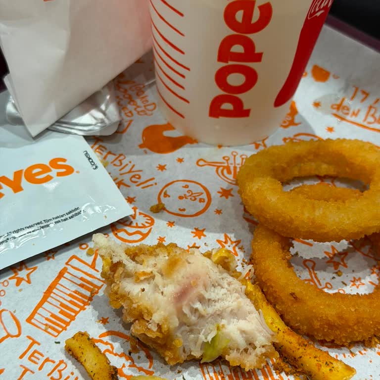 Soğuk Ve Çiğ Hamburger, Hijyen Sorunu Ve Ücret İadesi