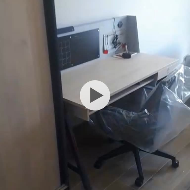 Kırmızı Sandalye Tesliminde Uzun Süreli Gecikme Ve Şubeden Cevapsızlık