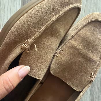 Zara’da Defolu Pantolonlar Ve Ayakkabılar İçin Hızlı Çözüm Talebi