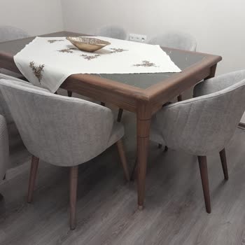 Koltuk Takımı Ve Sandalyelerde Kumaş Uyumsuzluğu Ve Yetkili Servis Değişikliği