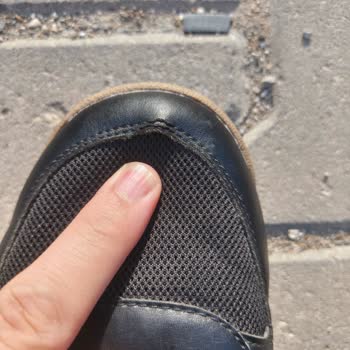 Ayakkabının Dikiş Ve Yapışkan Kısımlarında Açılma, Ayıplı Ürün Ve Değişim Talebi