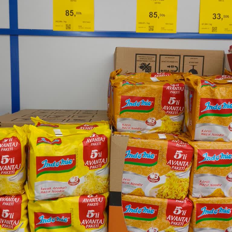 BİM’de Noodle Çeşit Değişikliği İçin Fiyat Farkı Talep Edilmesi