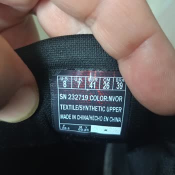 Skechers Ayakkabısının İç Topuk Yırtığı Ve Değişim Talebi
