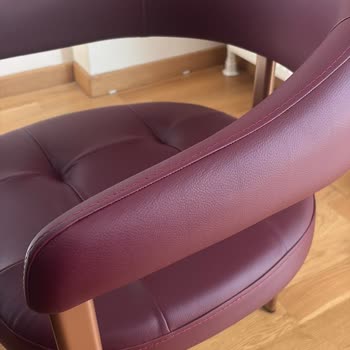 Rosso Home Mobilya Boya Dökülmesi Ve Yanlış Renk Teslimatı İçin Ücret İadesi Talebi