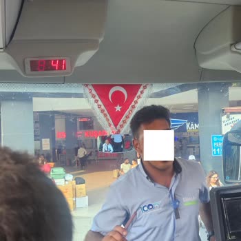 Kamil Koç’ta 48 Dakikalık Gecikme Ve Şoförün Telefonla Rahatsız Edici Tutumu
