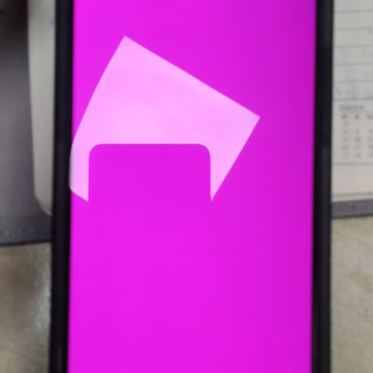 Yenilenmiş İPhone 15 Pro Max'te Şiddetli Batarya Sorunu Ve Aşırı Isınma