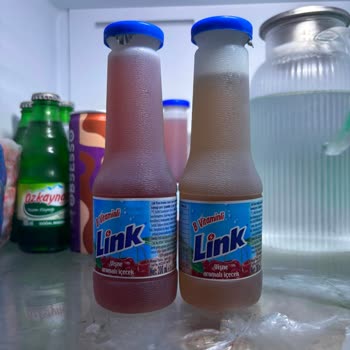 Aynı Parti Link Vişne Aromalı İçeceklerde Renk Ve Dolum Miktarı Farklılıkları