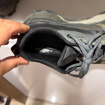 Skechers Ayakkabılarında İç Kaplama Yırtılmaları Ve Haksız Kullanıcı Hatası İddiası