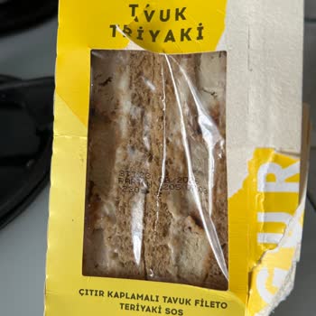 Carrefour'da Son Tüketim Tarihi Yakın Olmasına Rağmen Sandviç Küflendi