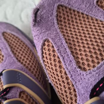 Üç Antrenmanda Yırtılan Nike KD 18 Ayakkabı İçin Değişim Talebi