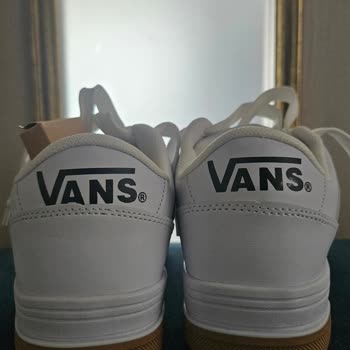 Pabuç Konağı'ndan Ayıplı Vans Hylane Ayakkabı Ve Haksız Kargo Ücreti