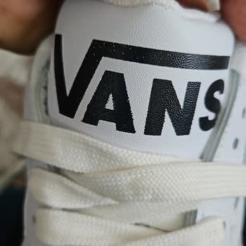 Pabuç Konağı'ndan Ayıplı Vans Hylane Ayakkabı Ve Haksız Kargo Ücreti