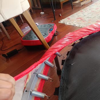 Trambolin Zıplama Bezinin İlk Kullanımda Yırtılması Ve Müşteri Hizmetlerinin Yanıtsız Kalması