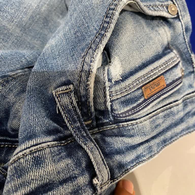 Mavi Jeans Pantolonundaki Hızlı Yırtılma Ve Çözüm Eksikliği