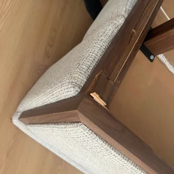 Kelebek Mobilya’da Kırık Ve Hatalı Koltuk Takımı Ve Saygısız Satış Temsilcisi Şikayeti