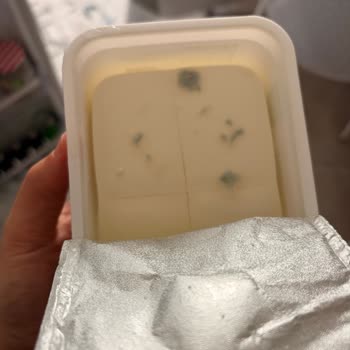 Küflü Süzme Peyniri, Teksüt Ve Çağrı Market'ten Cevapsızlık