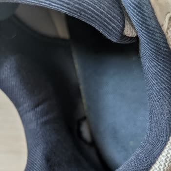 Reebok Spor Ayakkabısının İç Astarı Yırtıldı, Değişim Ve İade Talebi