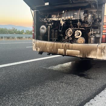 Sağlık Sorunu Olan Yolcunun Otobüs Arızası Nedeniyle Saatlerce Beklemesi Ve Bilgi Eksikliği