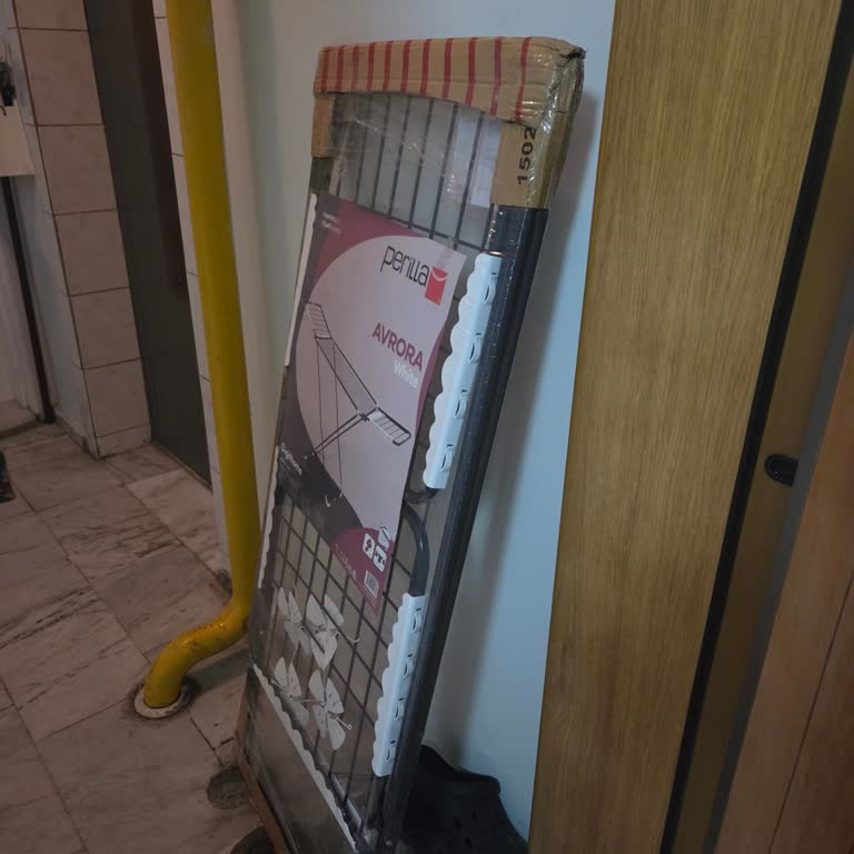 Kuryeler Zile Basmadan Kapı Önüne Bırakıyor, Güvenlik Ve Onay Sorunu