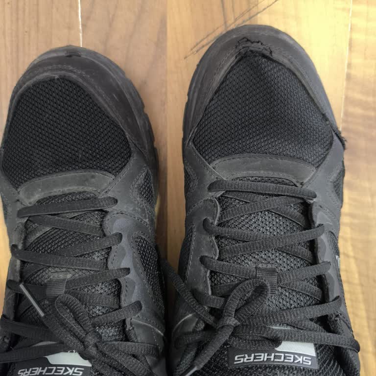 Skechers Bbk Track Ezral Toe Stitches Burst After Four Months