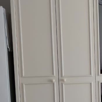 Aytaş Home Outlet'ta Hatalı Gardırop Kapakları Ve Çözüm Eksikliği