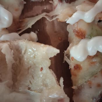 Çiğ Hamurundan Pizza Tek Gönderim Ve Geri Ödeme Sorunu