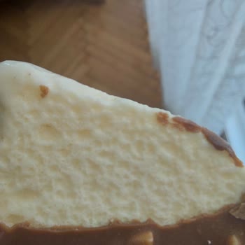 Magnum Dondurmasının Çikolata Kaplaması Ve İç Yapısındaki Bozukluklar