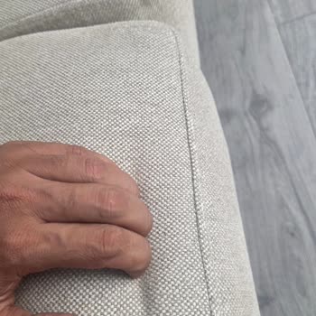 Kelebek Mobilya’da 2 Yıllık Garanti Ve 100 Bin TL’lik Koltukta Kalite Sorunu Servis Yanıtı Yok