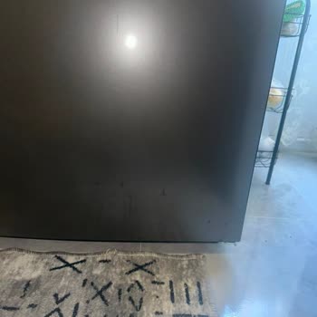 Beko Buzdolabında Kapak Lekeleri Kullanıcı Hatası Olarak Sunuldu, Servis Raporu Yok