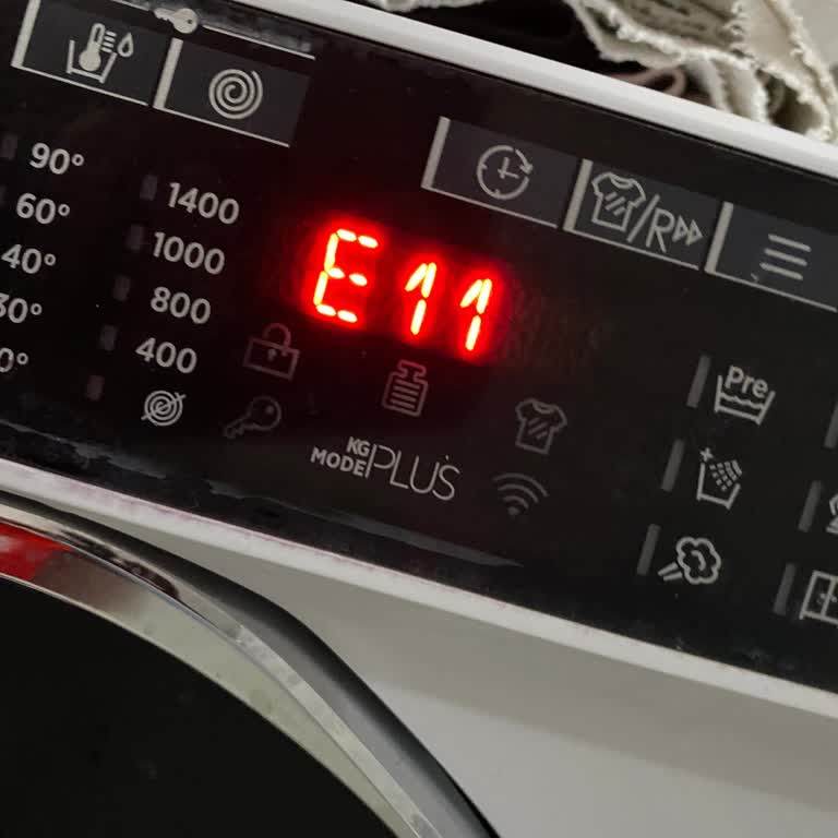 Garanti Kapsamında E11 Hatası Veren Çamaşır Makinesi Değişimi Talebi