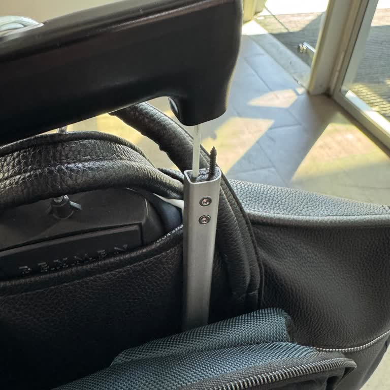 Samsonite Valizde Uygunsuz Garanti Tamiri Sonrası Kullanılamaz Durum Ve Değişim Talebi