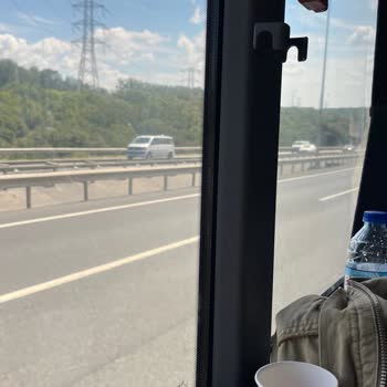 Metro Turizm'in 14,5 Saatlik Gecikmeli Havasız Ve Konforsuz Otobüs Yolculuğu